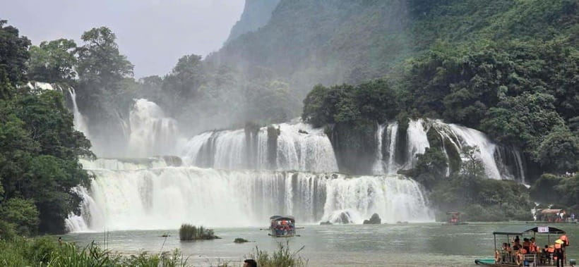 2-Night 1-Day Explore Ban Gioc Waterfall - Nguom Ngao Cave - Nung food and the midday break