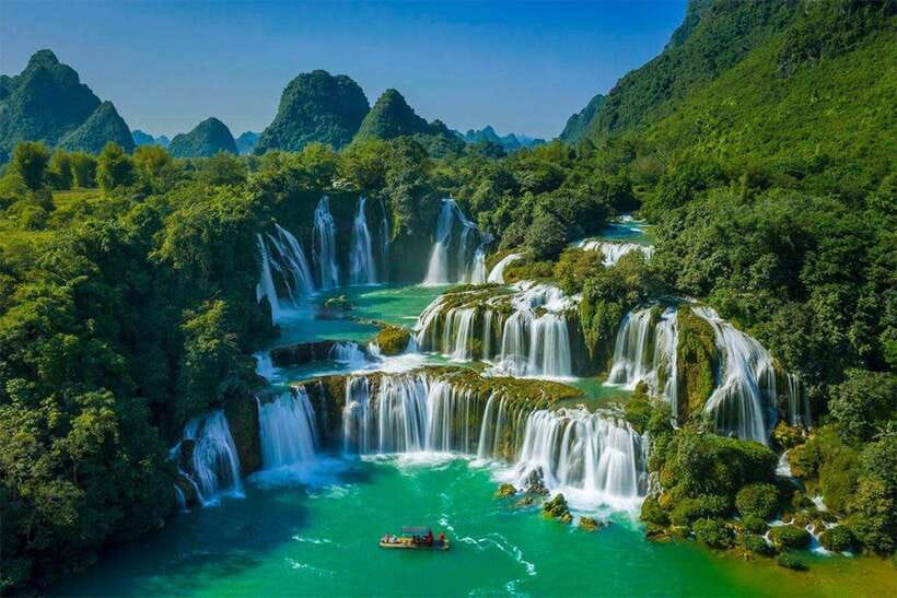 2-Night 1-Day Explore Ban Gioc Waterfall - Nguom Ngao Cave - Lan’s Homestay and the morning start
