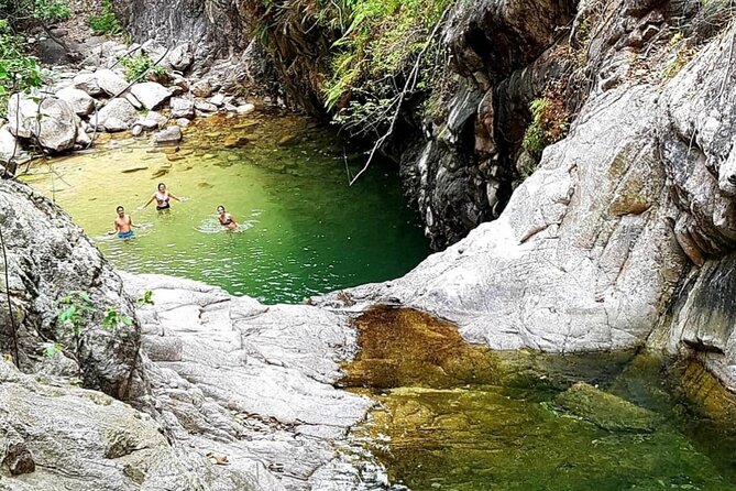 4-Hour Jungle Hike and Waterfall Swim - Practical details that affect your day