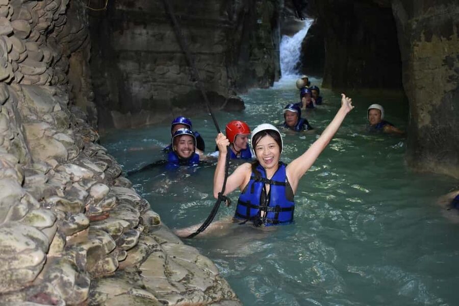 7 Waterfalls Tour With Lunch in DR (Taino Bay & Amber Cove) - At a glance