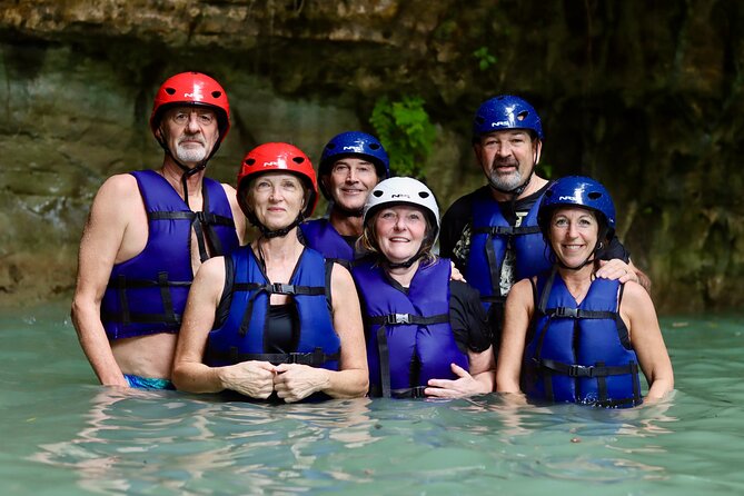 7 waterfalls+typical food - Dominican food after the adventure