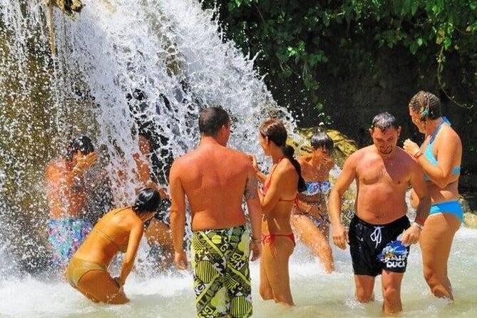 Action Pack Combo: Blue hole, river tubing and Dunn's River Falls - Guides and the ride between stops