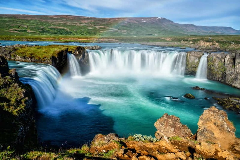 Akureyri Port: Myvatn Nature Baths & Godafoss Waterfall Tour - Meeting the bus at Akureyri port