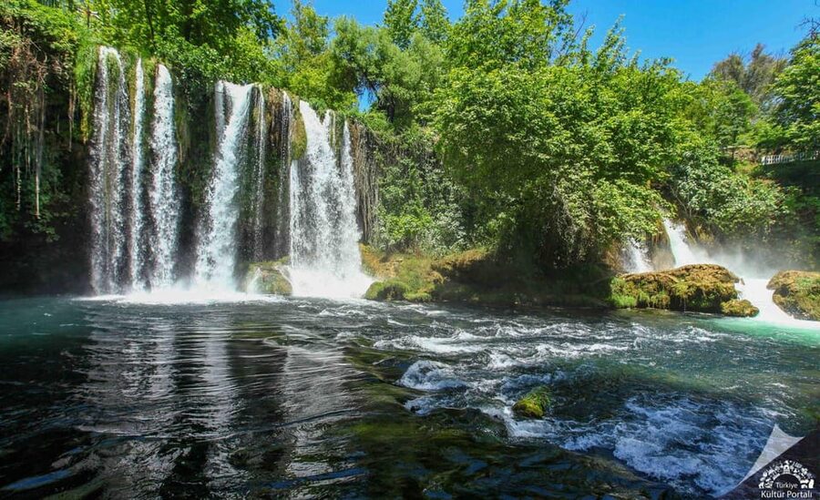 Antalya City Tour, Boat & Majestic Waterfalls And Shopping - Düden Waterfalls: a calm start in the trees