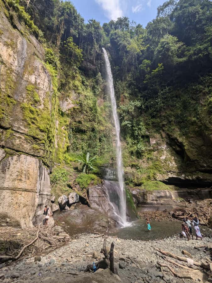 Arusha: Napuru Waterfalls Guided Hike - Timing, group size, and what the four hours feel like