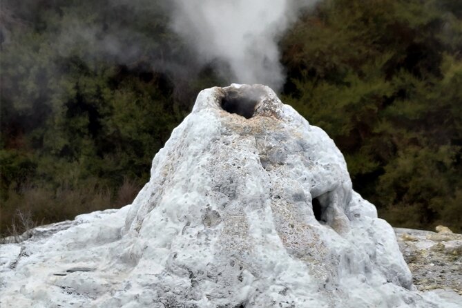 Auckland: Rotorua, Taupo, Waiotapu & Huka Falls Private Trip - Key points to know before booking