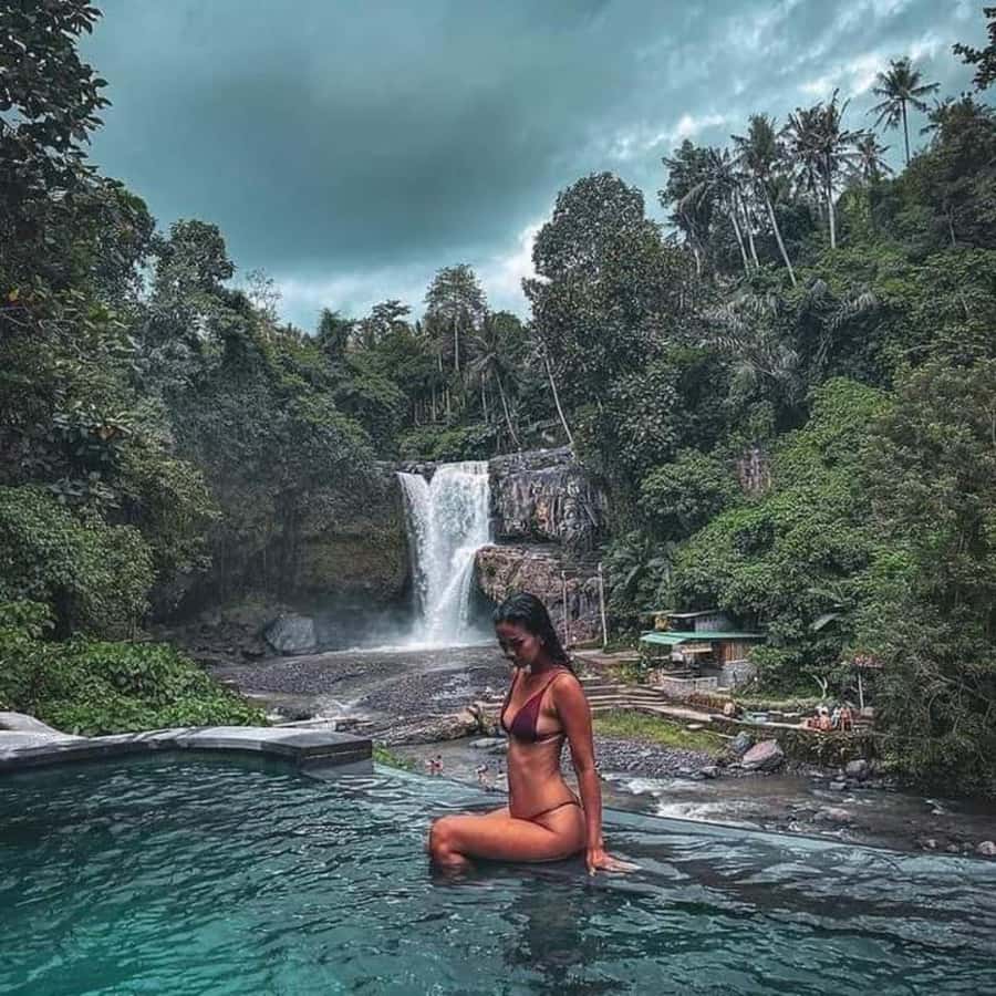 Bali: Best of Ubud Waterfalls Tour - What to bring for wet paths and open-air stops