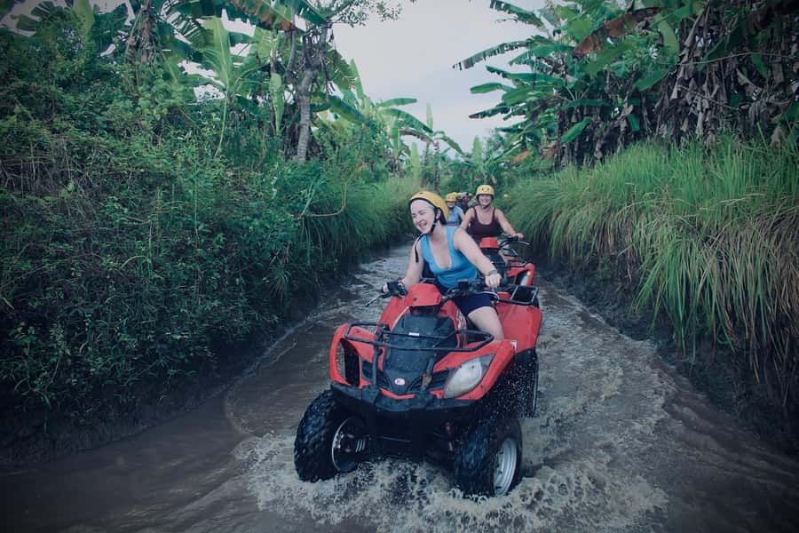Bali: Blue Lagoon Snorkeling & Waterfall Tour with Lunch - What the boat and guides add