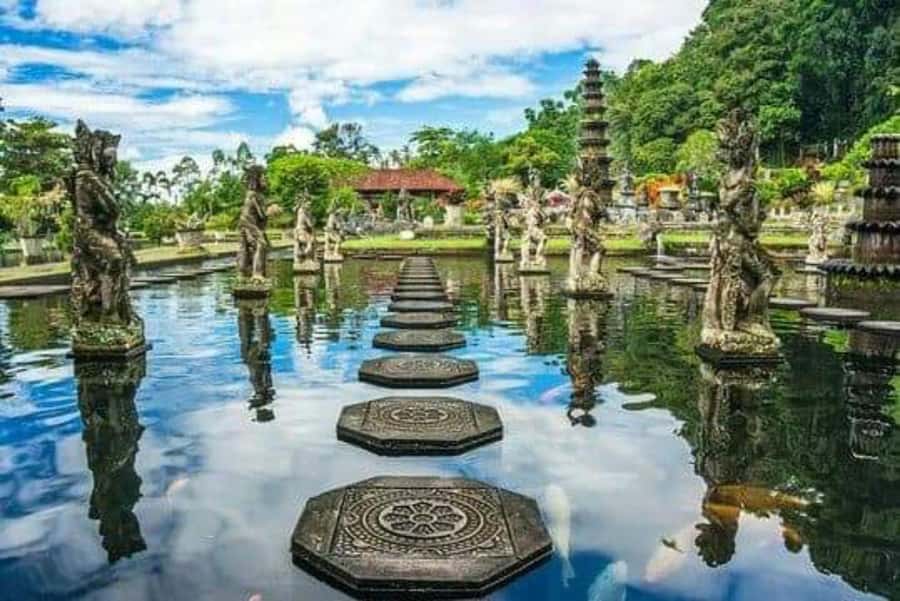 Bali : Day Trip to Besakih Temple & 2 Hidden Waterfalls - Lunch near Mount Agung