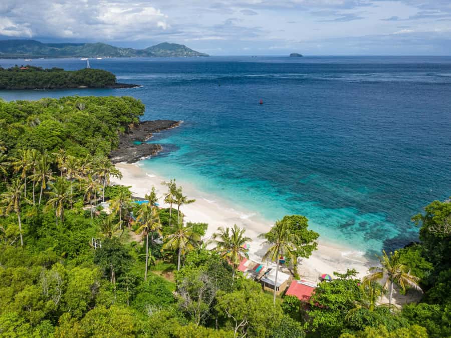 Bali: East Bali Hidden Gems. Exotic Beaches & Waterfalls. - A private car and a driver who can do more than drive
