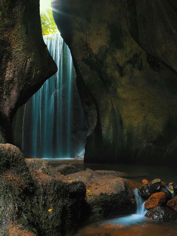 Bali: Gate of Heaven, Waterfall and Ubud All-Inclusive Tour - Sari Timbul adds a quieter photo stop