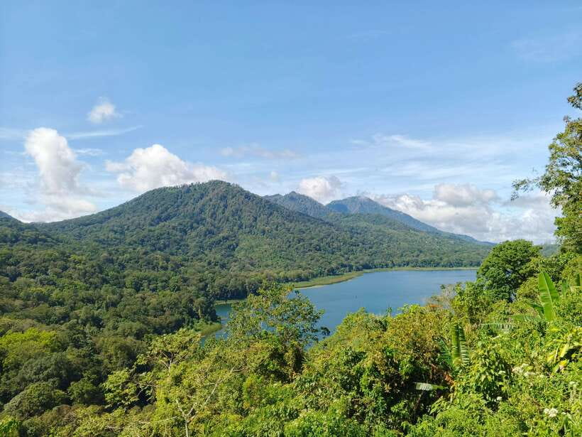 Bali: Lake Temple, Jatiluwih Rice Terrace & Waterfall Tour - Twin Lake Viewpoint, a quick mountain pause