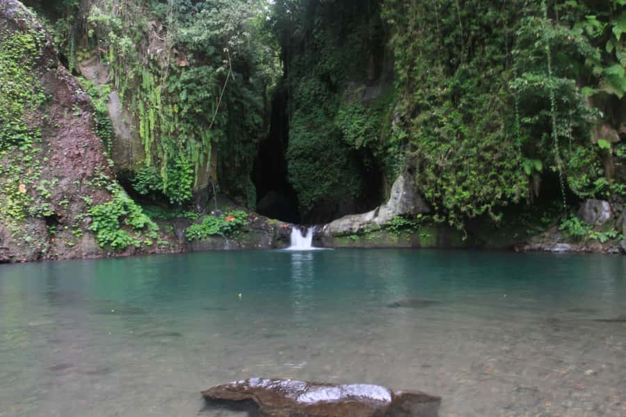 Bali: Sambangan Waterfalls Trekking, Sliding, & Jumping Trip - Starting with Sambangan village and its plantations