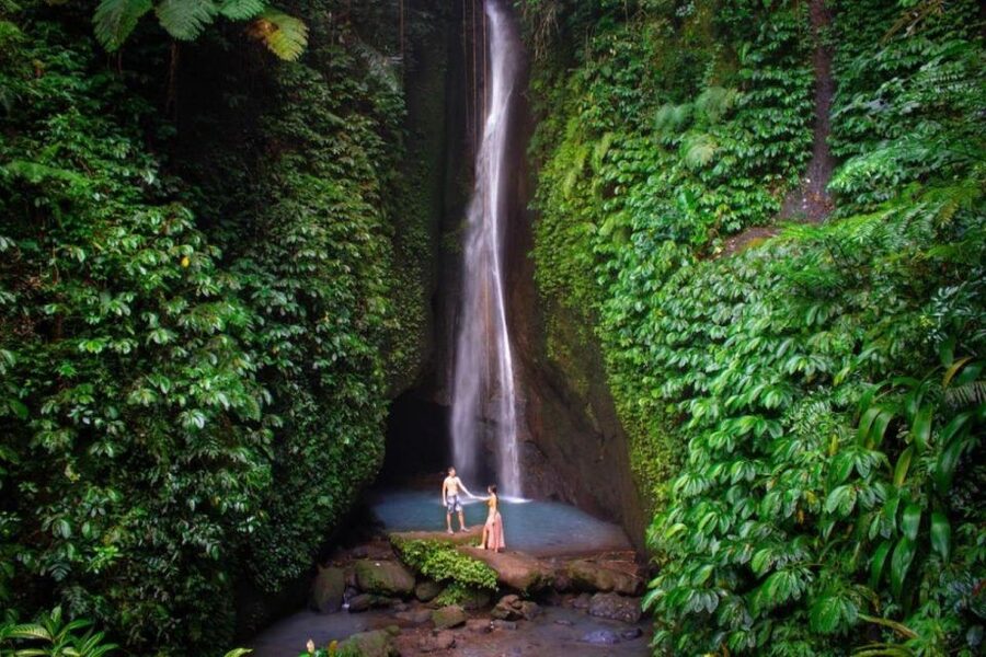 Bali Secret Waterfalls with Ulun Danu Beratan Temple Tour - The long-day question