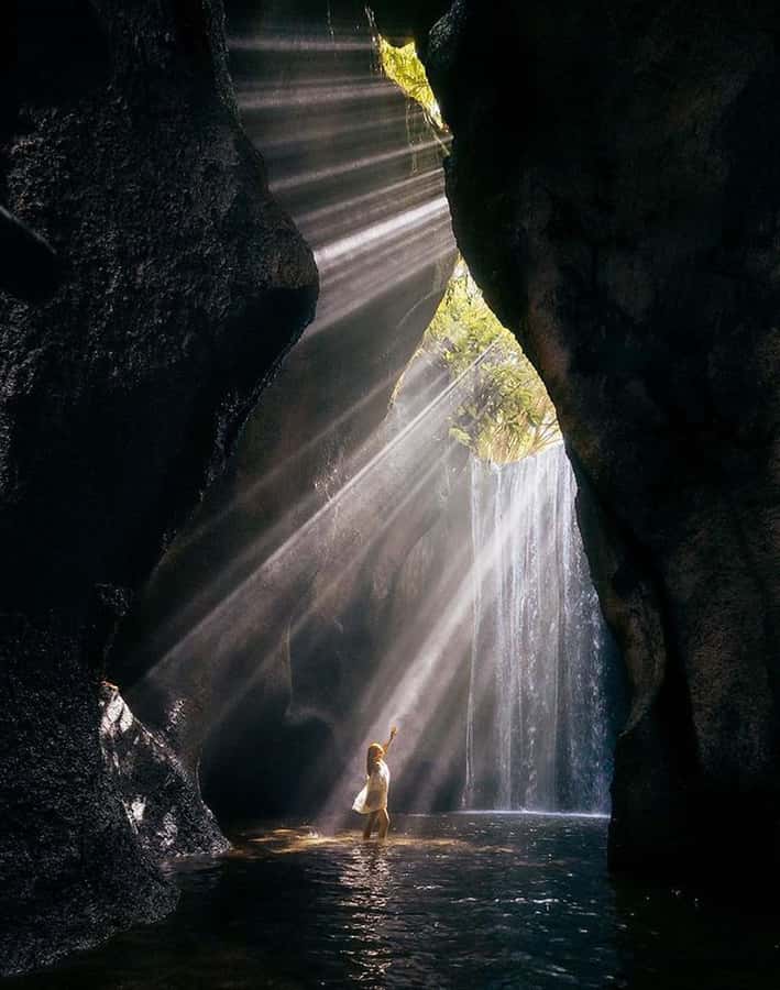 Bali: Trip to Tirta Gangga Palace and Tukad Cepung Waterfall - A full Bali day built around photographs and temples