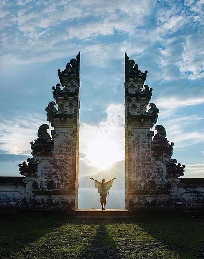 Bali: Trip to Tirta Gangga Palace and Tukad Cepung Waterfall - Lunch and the real cost of the day