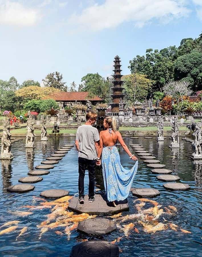 Bali: Trip to Tirta Gangga Palace and Tukad Cepung Waterfall - Tirta Empul and the purification ritual
