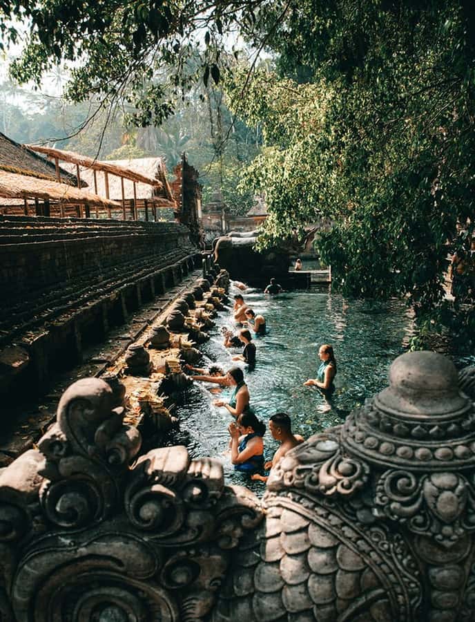 Bali: Trip to Tirta Gangga Palace and Tukad Cepung Waterfall - Lempuyang Temple and the Gates of Heaven