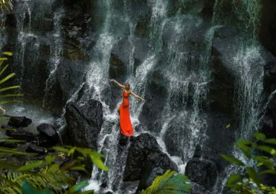 Kanto Lampo Waterfall, Monkey Forest & Swing Tour