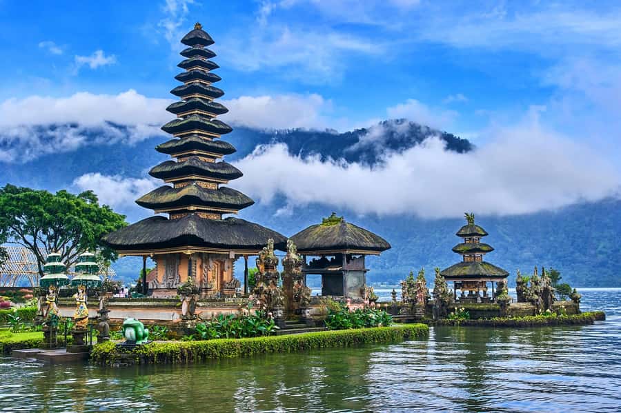 Bali: Water Temple, Waterfalls and Unesco Rice Terrace Tour - What to pack for waterfalls and temples
