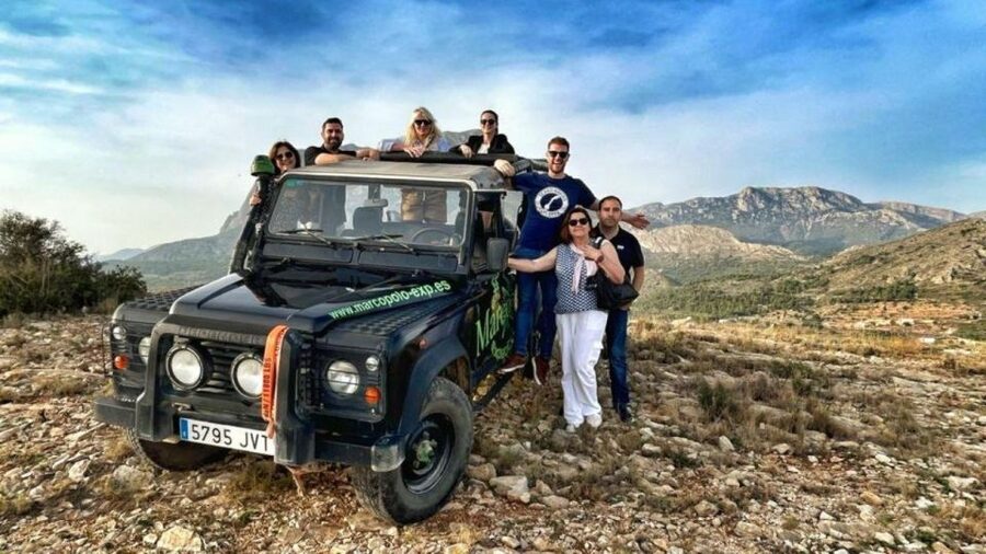 Benidorm: Guided Jeep Trip to Guadalest and Algar Falls - Guadalest: a small hill town with big views