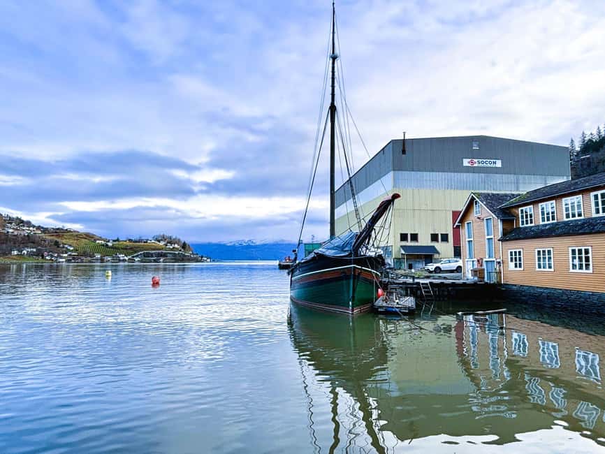 Bergen: Hardangerfjord & Waterfalls Bus Tour with Apple Pie - Price, comfort, and overall value