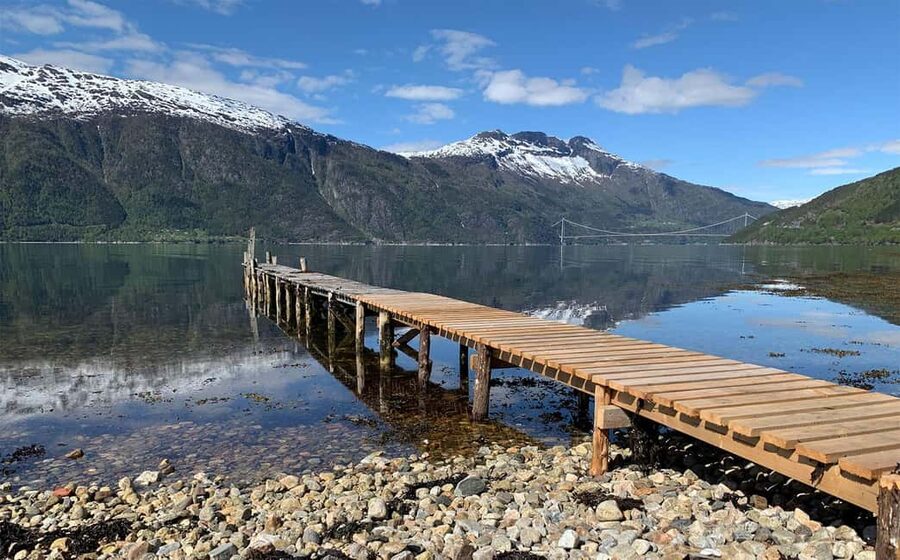 Bergen: Hardangerfjord & Waterfalls Bus Tour with Apple Pie - Leaving Bergen through Vestland County