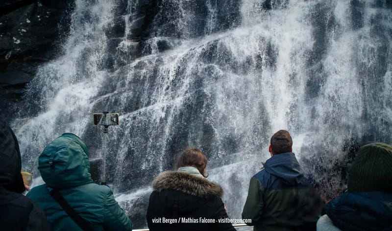 Bergen: Mostraumen Fjord & Waterfall Cruise - Reaching the narrow Mostraumen strait
