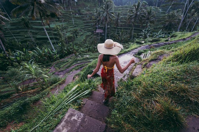 Best of Bali Waterfalls: Tibumana, Tukad Cepung and Tegenungan - Lunch and the taste of local Bali