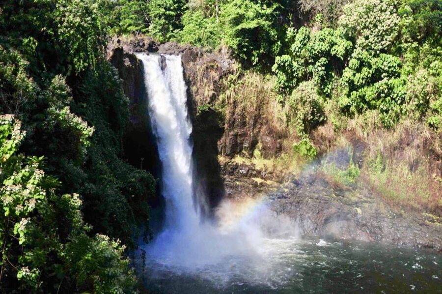 Big Island: Volcanoes, Waterfalls, & Coffee Farm Day-Trip - Key points at a glance