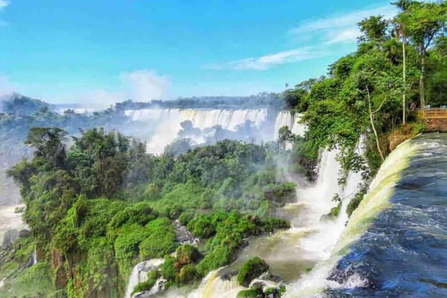 Buenos Aires: Iguazu Falls Private Tour with Flights - From Buenos Aires to the jungle