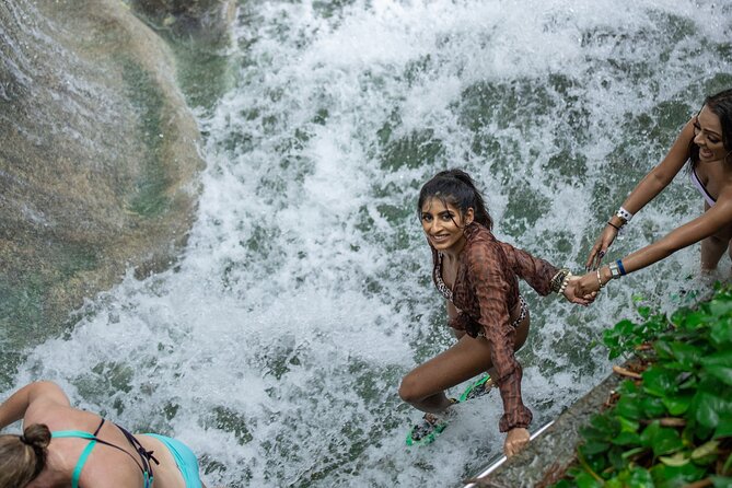 Catamaran Cruise with Snorkeling and Dunn's River Falls - Who will enjoy this Jamaican day out