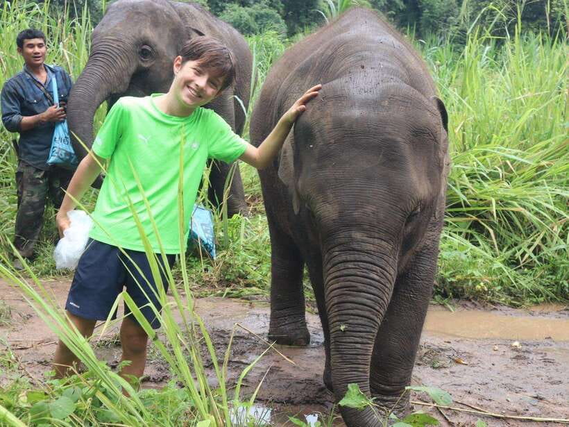 Chiang Mai: Elephant Sanctuary, Waterfall & Bamboo Rafting - What to pack for this particular day
