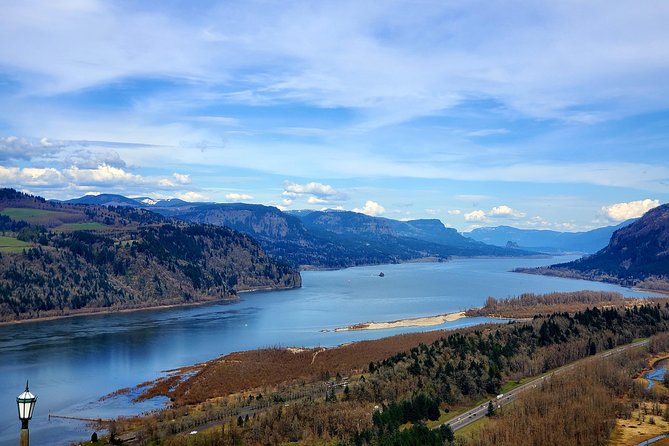 Columbia Gorge Waterfalls and Mt. Hood Tour - Full Day - Comfort, walking, and what to bring