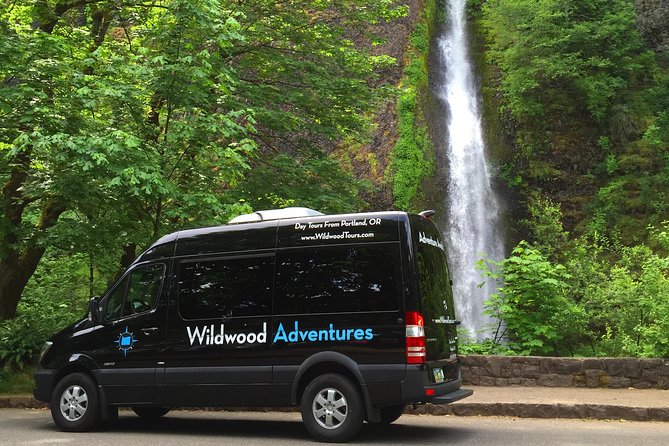 Columbia River Gorge Waterfalls Tour from Portland, OR - Horsetail Falls, short and close to the road