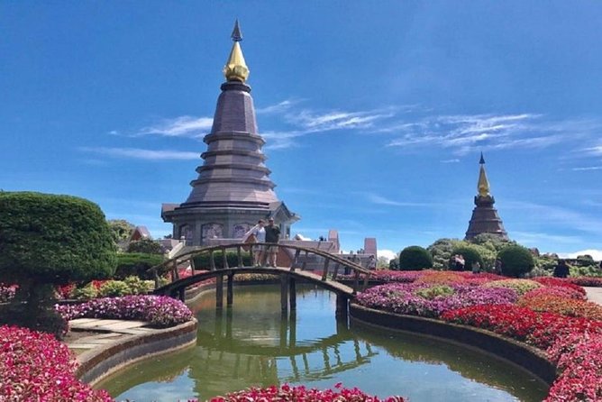 Doi Inthanon Waterfall and Royal Project Chiang Mai - Wachiratharn Falls brings the drama