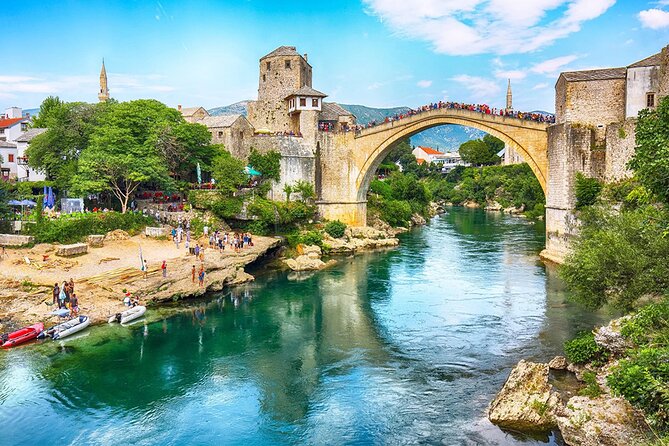 Dubrovnik Day Tour: Explore Mostar & Kravice Waterfalls in Bosnia - Mostar and the drama of Stari Most