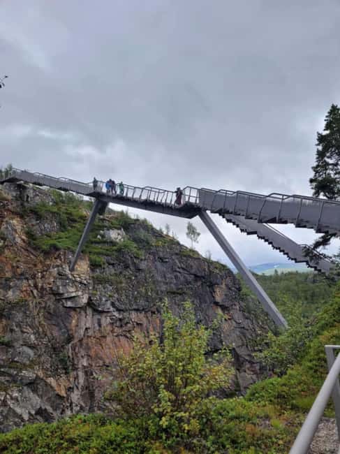 Eidfjord: Vøringsfossen Waterfalls Round-Trip Shuttle - Ninety minutes at Vøringsfossen