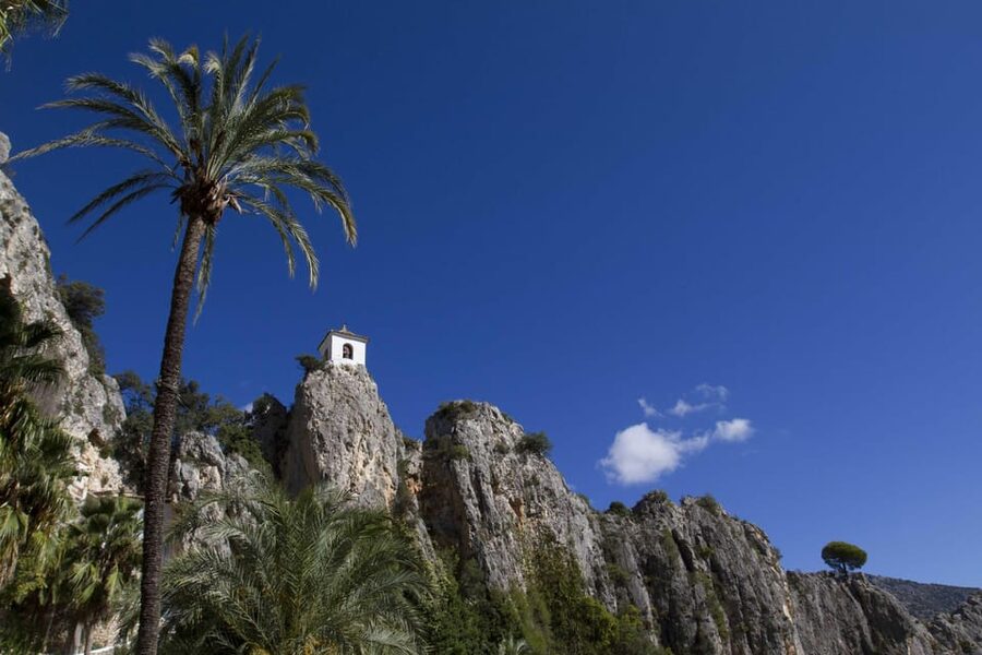From Alicante/Benidorm: Guadalest & Algar Waterfalls Tour - What to pack for the day