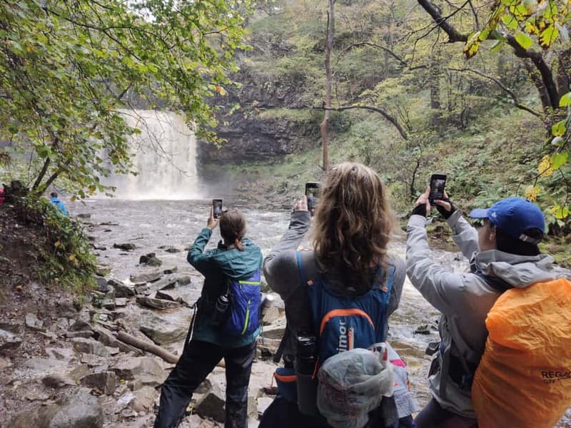 From Cardiff: Guided Hike to 8 Waterfalls in Brecon Beacons - Key points to know before booking
