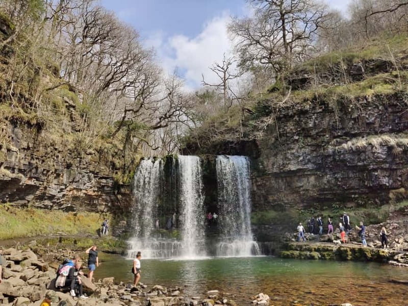 From Cardiff: Guided Hike to 8 Waterfalls in Brecon Beacons - From Cardiff to Pontneddfechan