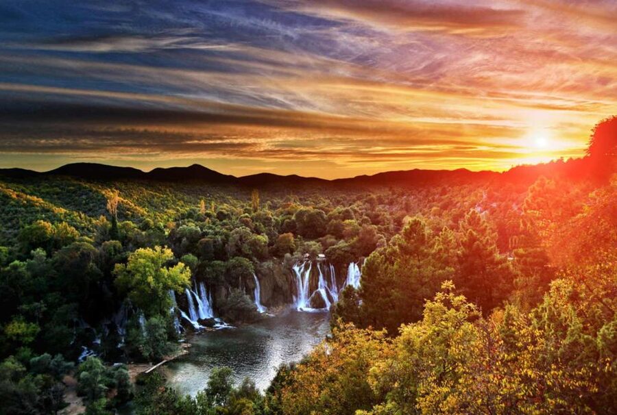 From Dubrovnik: Day Trip to Mostar and Kravice Falls - Why this Dubrovnik day trip works