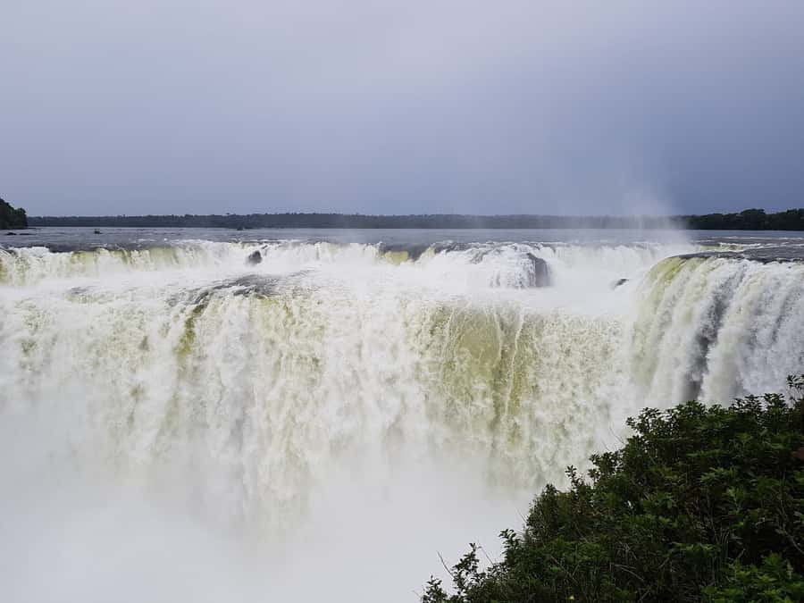 From Foz do Iguaçu: Iguazú Falls Boat Ride Argentina - Why the Argentine side works so well with a boat ride