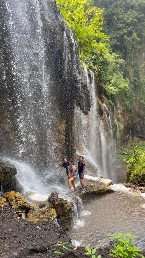From Malang: Tumpak Sewu Waterfall Day Trip (Sharing) - How the shared format affects the day