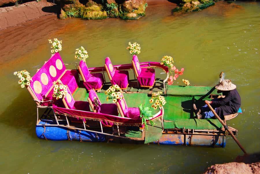 From Marrakech: Ouzoud Waterfalls Guided Tour & Boat Ride - The 8:00 AM pickup and the long road east