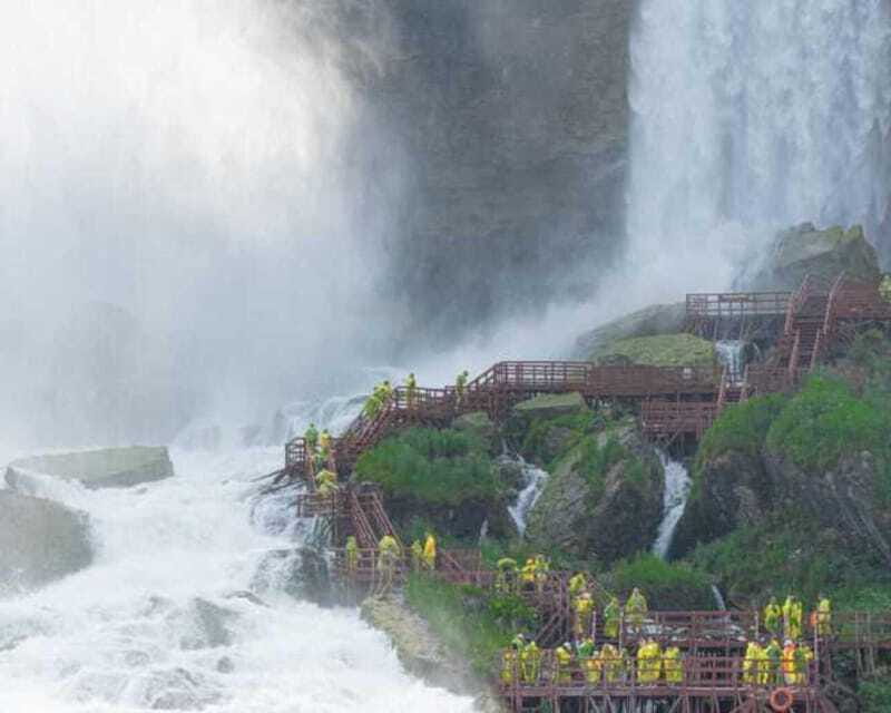 From NYC: Guided Niagara Falls Full-Day Trip - Bridal Veil Falls and the Canadian-side viewpoint