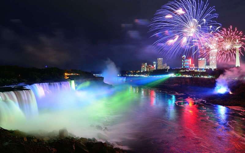 From Toronto: Niagara Falls Evening Tour With Boat Cruise - Niagara-on-the-Lake and the small chapel