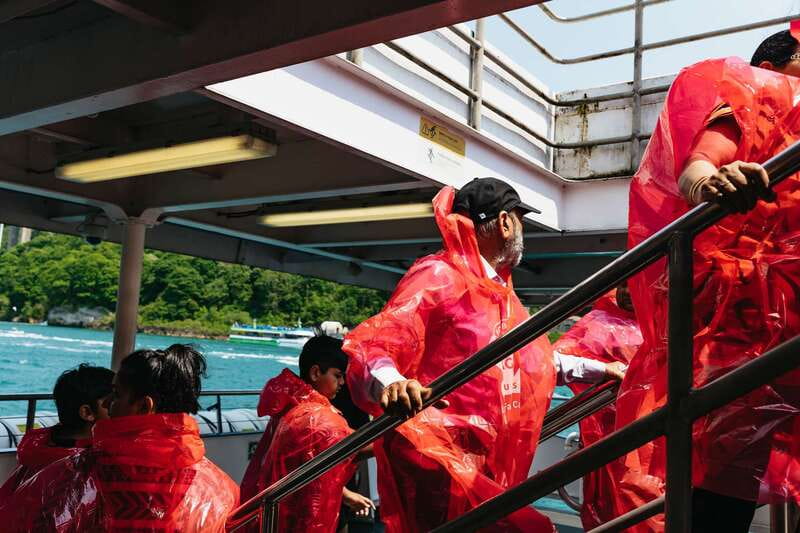 From Toronto: Niagara Falls + Winery, Cruise, & Lunch Option - Lunch above the water