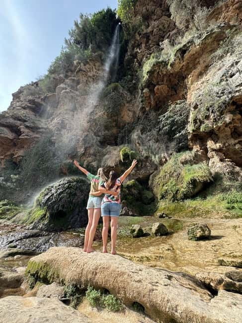 From Valencia: Hot Springs + Waterfalls + Surprise Stop - The surprise stop and the small extras