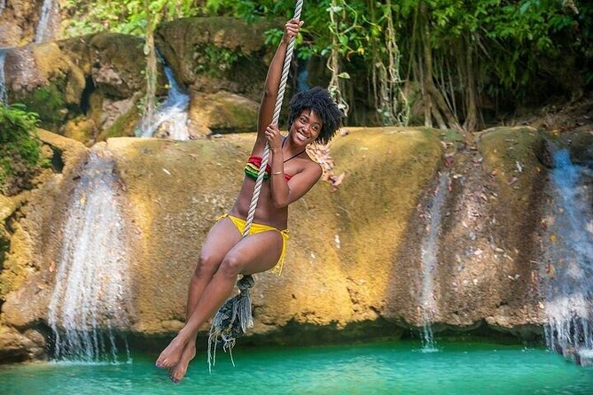 Full-Day South Coast - YS Falls, Pelican Bar & Black River Safari - Reaching Pelican Bar by boat